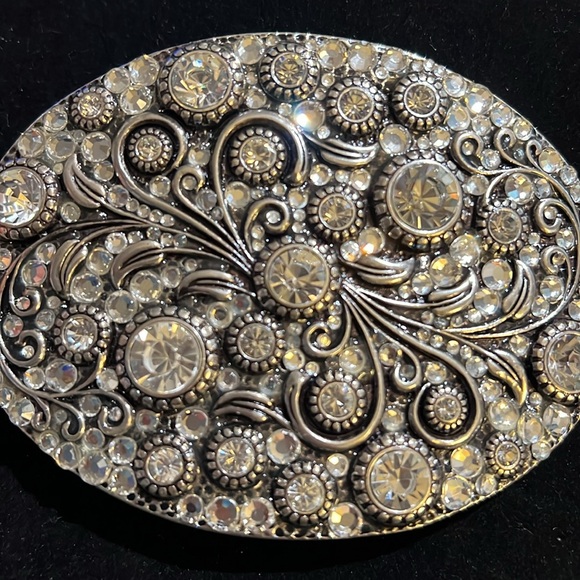 Nocona Swarovski Crystal Western Style Ladies Filigree Rhinestones Belt Buckle - Picture 2 of 7